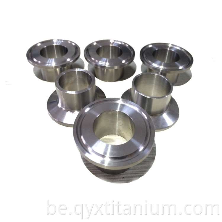 Titanium pipe fittings